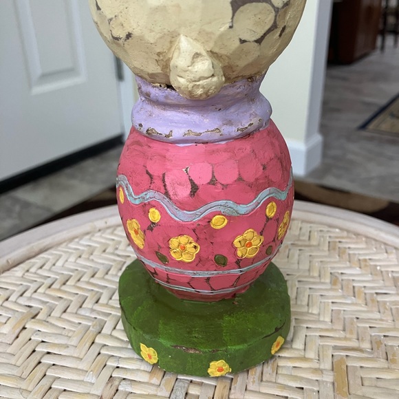 VINTAGE JIM SHORE TALL RABBIT ON EGG ENESCO HEARTWOOD CREEK COLLECTION  c2001 - Picture 10 of 16